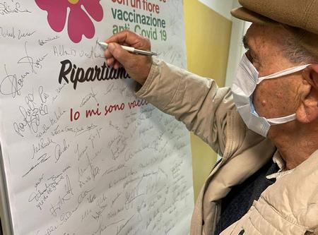 Coronavirus, Asl Viterbo: "Anche nella Tuscia parte la campagna itinerante vaccinazioni anti Covid"